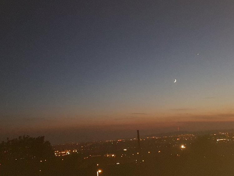 Crescent moon on 2nd night of Ramadan