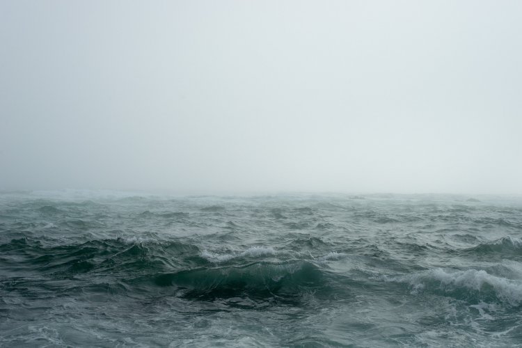 Choppy waters showing an uncertain path